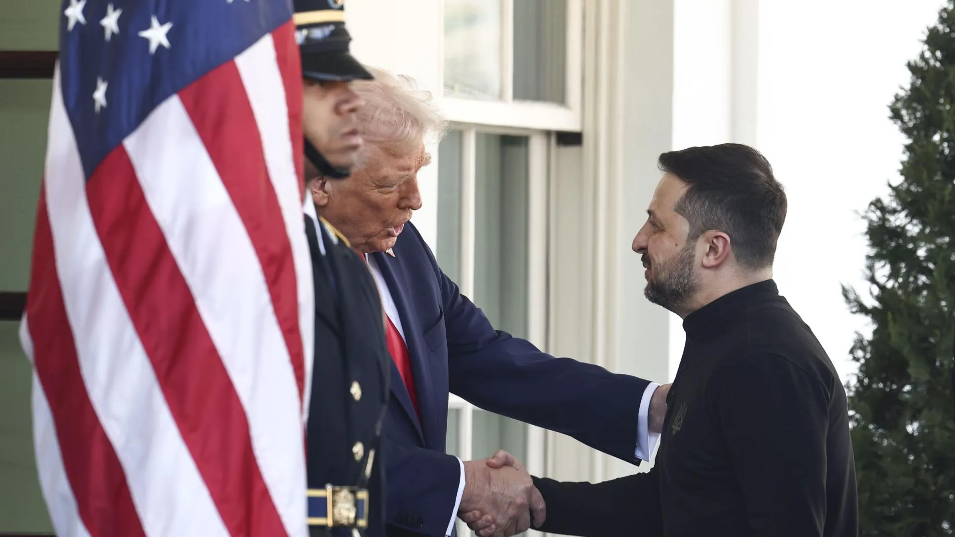 Jim LoScalzo — Pool via CNP/Keystone Press Agency