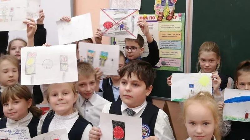В школе Павловского Посада провели классный час, посвященный памяти жертв ДТП