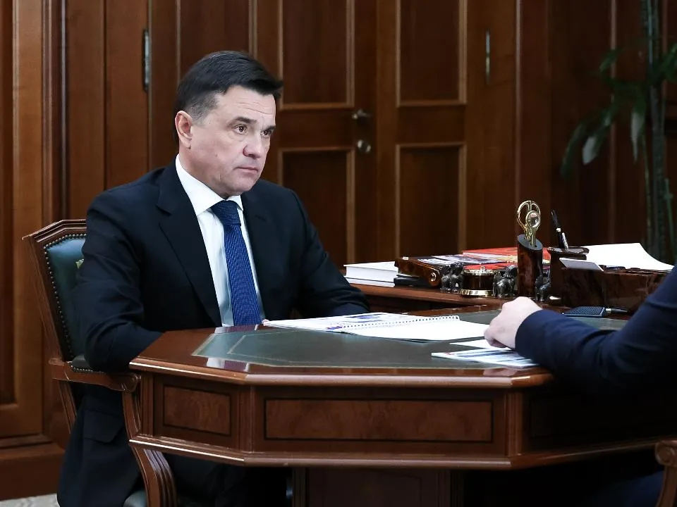 Губернатор Подмосковья обсудил с главой Жуковского развитие округа