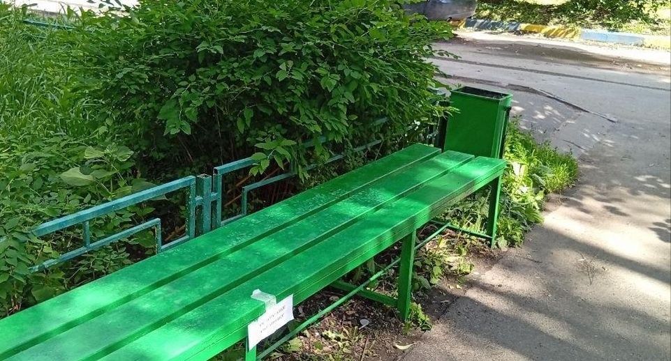Более 19 тысяч скамеек отремонтировали в Подмосковье с начала года