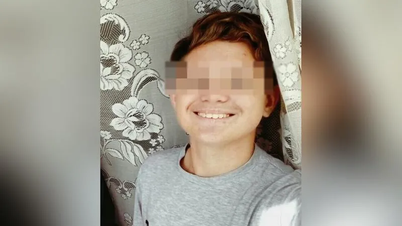Электричка насмерть сбила подростка, решившего впечатлить девушку в Истре