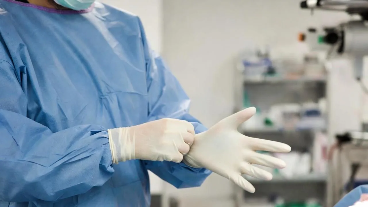 В Таиланде задержали подпольного «хирурга», делавшего мужское достоинство больше