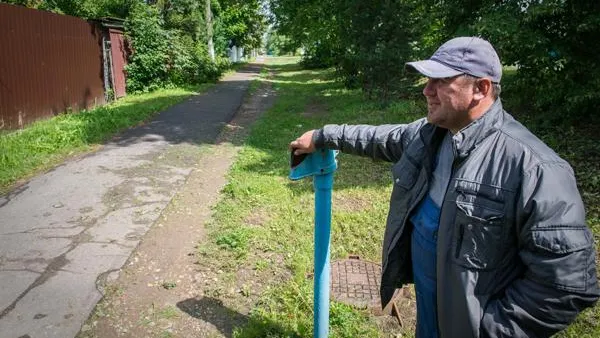 Лотошинские коммунальщики лишили людей уличных колонок