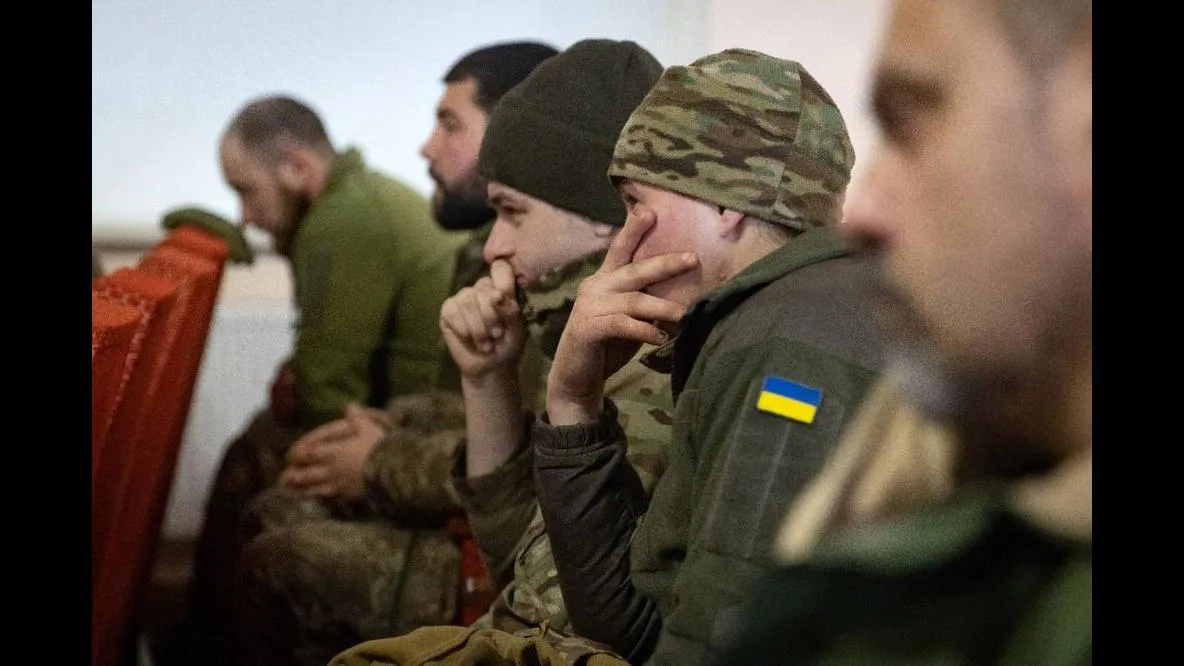 «Страна.ua»: в военкоматах Киева стали привязывать мужчин к кроватям