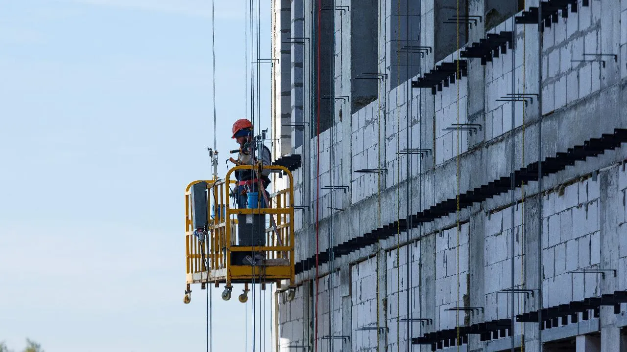 Лаборатория Главгосстройнадзора за год провела около 2,7 тыс. строительных испытаний