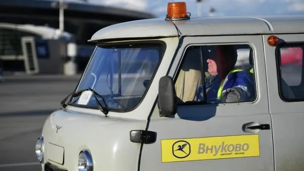 Во Внуково и Шереметьево наблюдаются сильные порывы ветра