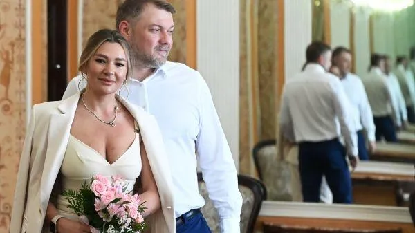 В Петербурге более 100 пар готовятся к свадьбе в «зеркальную» дату