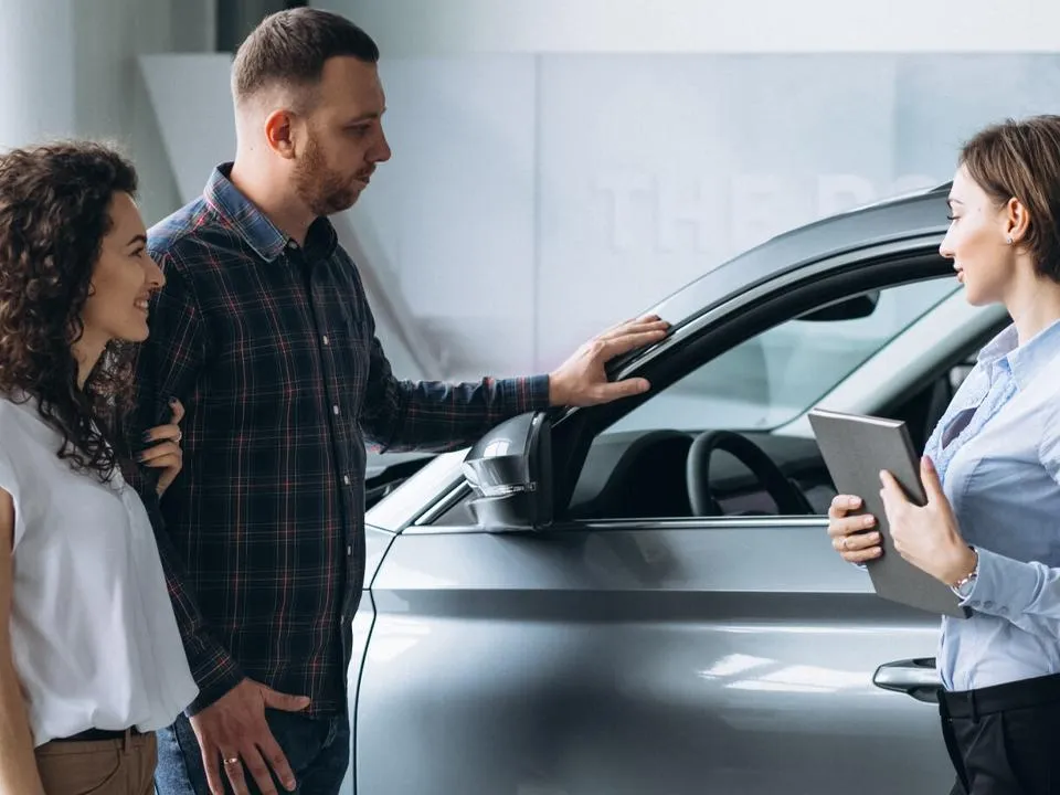 Какую купить машину в 2025 году: цены на новые авто и б/у, льготные кредиты