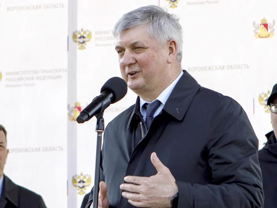 «Неидеальный губернатор»: политолог рассказал, чего можно ждать от выбранных глав Воронежской и Кемеровской областей