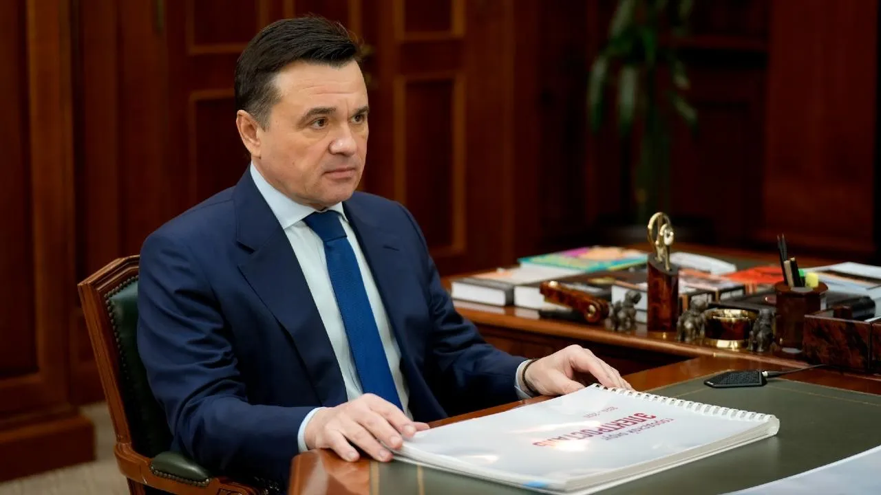 Губернатор Подмосковья провел рабочую встречу с главой Электростали
