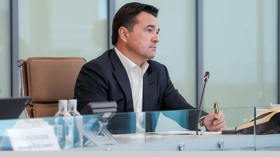 Антон Чернов