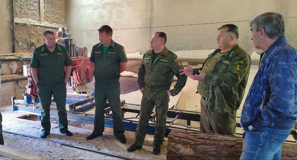 Комлесхоз рассказал о единственном в Подмосковье деревообрабатывающем цехе