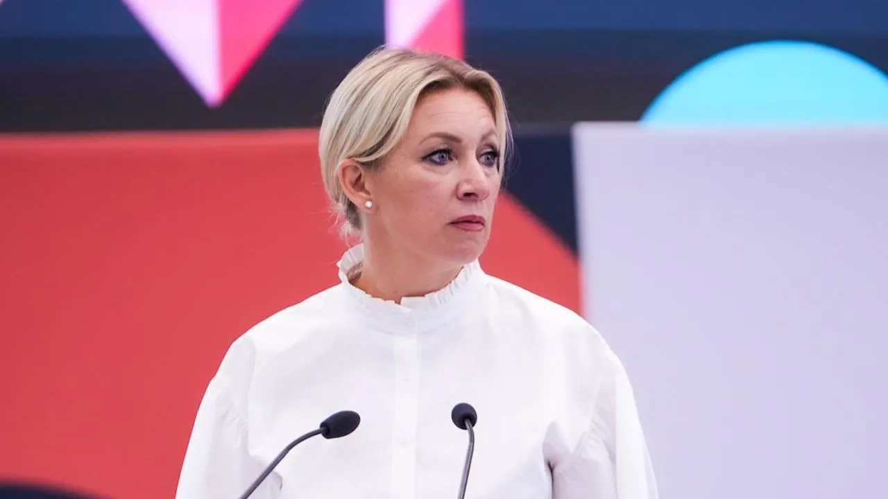 Захарова раскритиковала лицемерное поведение Франции и Британии в ООН