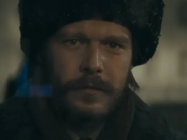 «На западных площадках все более отстраненно» — Никита Ефремов о съемках «Тетриса»