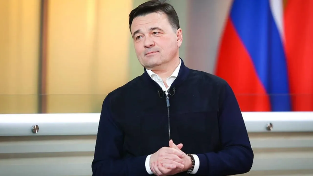 Андрей Воробьев: в подмосковных школах стараются заботиться об учителях