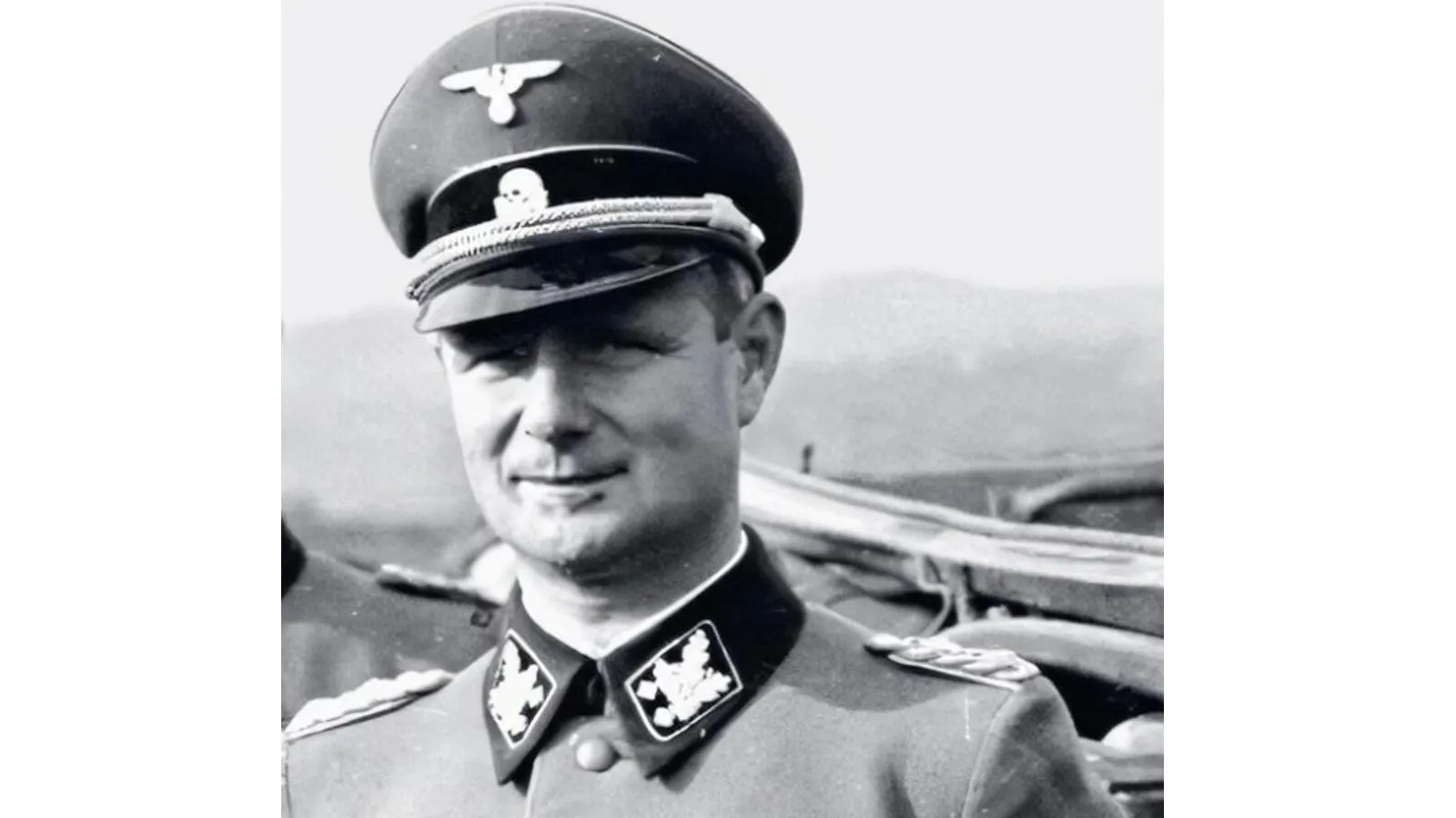 начальник Личного штаба рейхсфюрера СС Карл Вольф. Bundesarchiv