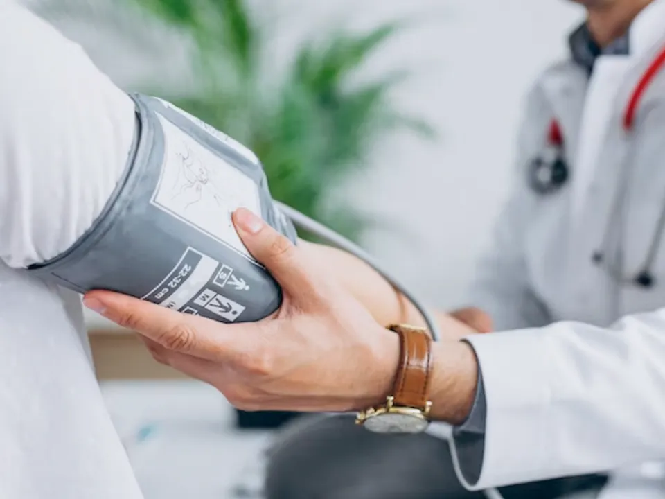 «Гораздо эффективнее, чем экзамены»: психолог поддержал идею создать в России «тайных пациентов»