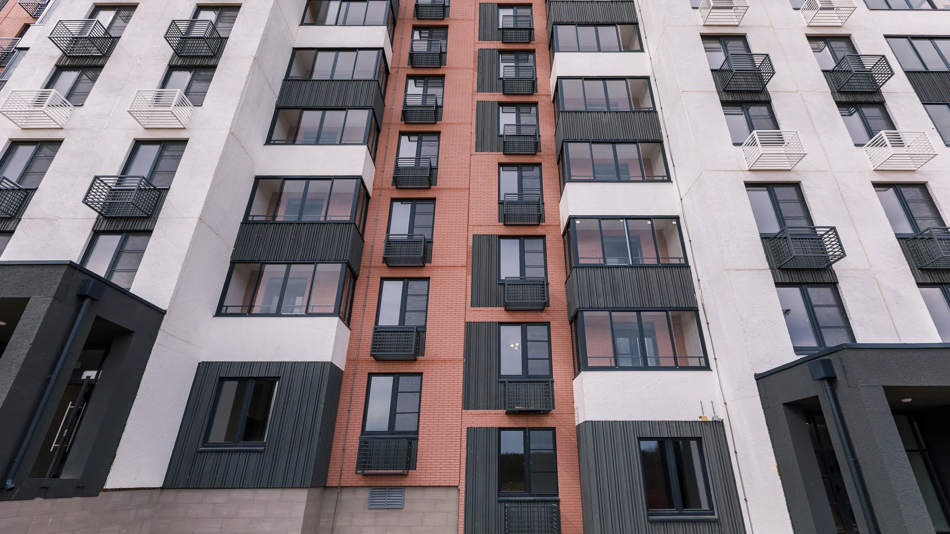 Многоквартирный дом для переселенцев из аварийного жилья в Солнечногорске