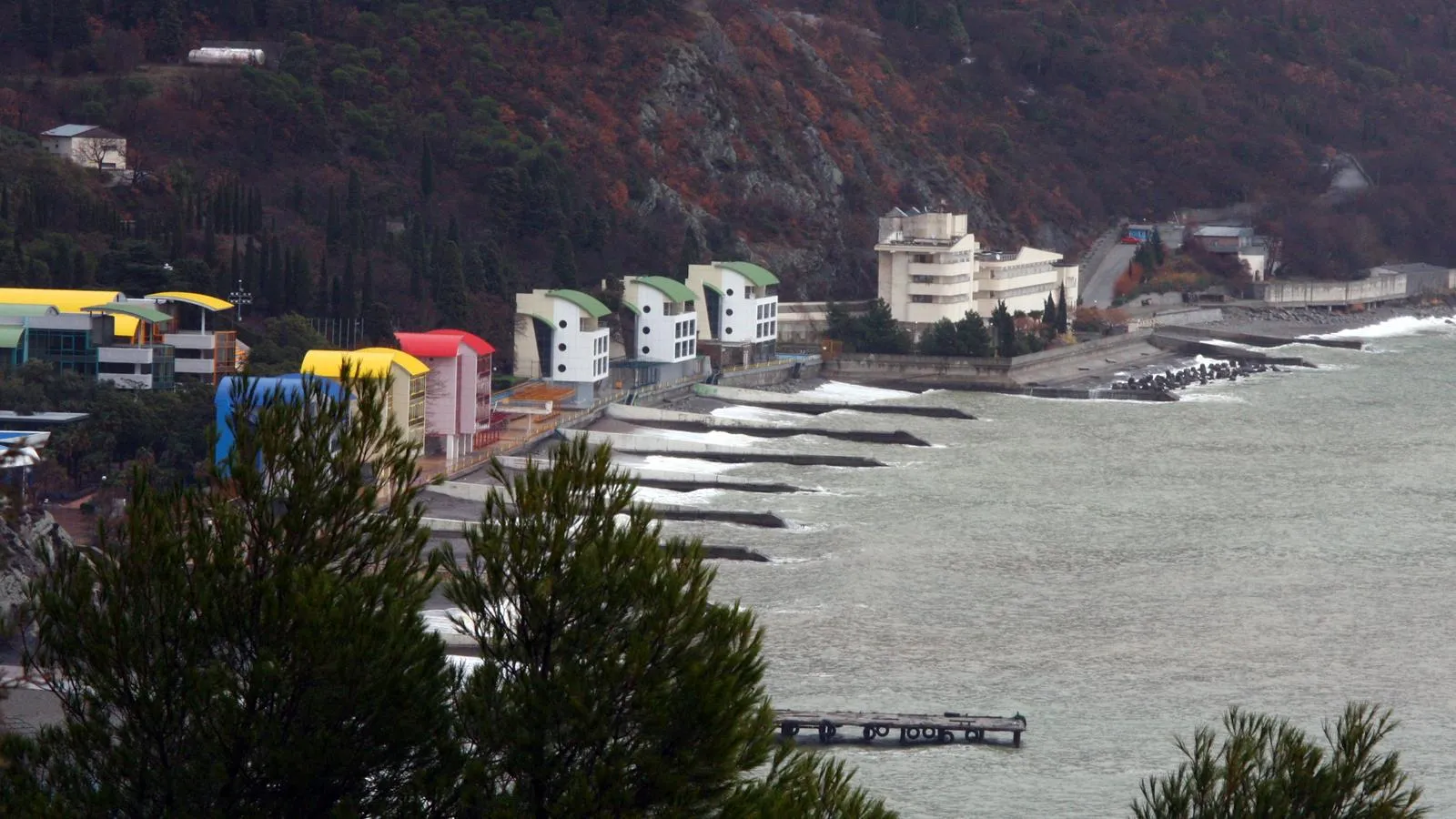 Побережье «Артека». Server Amzayev