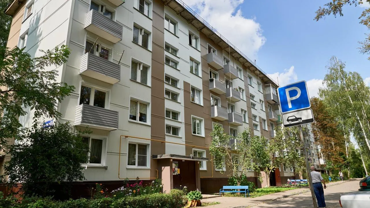 Выездные встречи с жителями на площадках капремонта прошли в шести округах Подмосковья