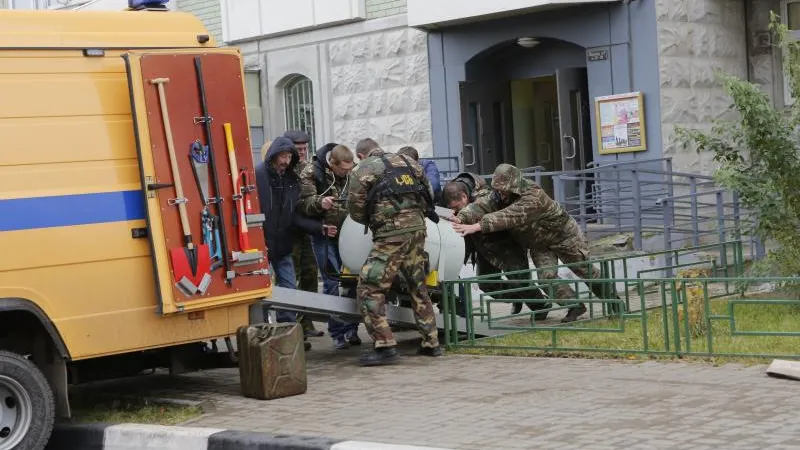 Ранет Матказин, Илья Попов