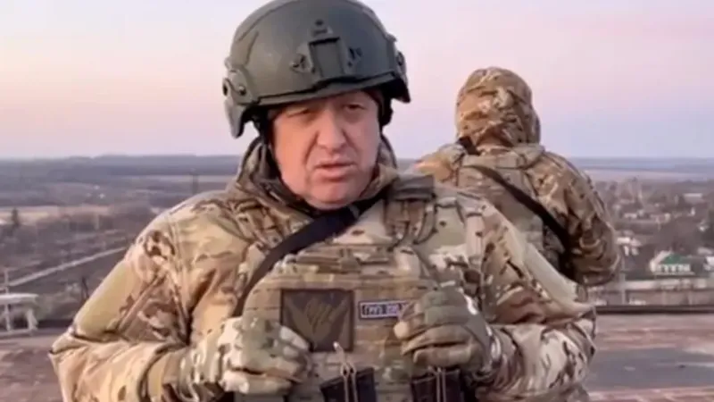 Глава ЧВК «Вагнер» заявил, что не видел военных России в Артемовске