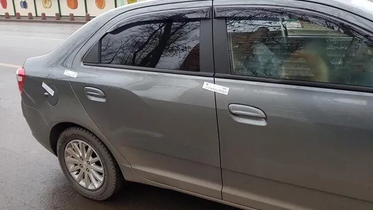 Собаку в запертом автомобиле увез эвакуатор в Одинцово