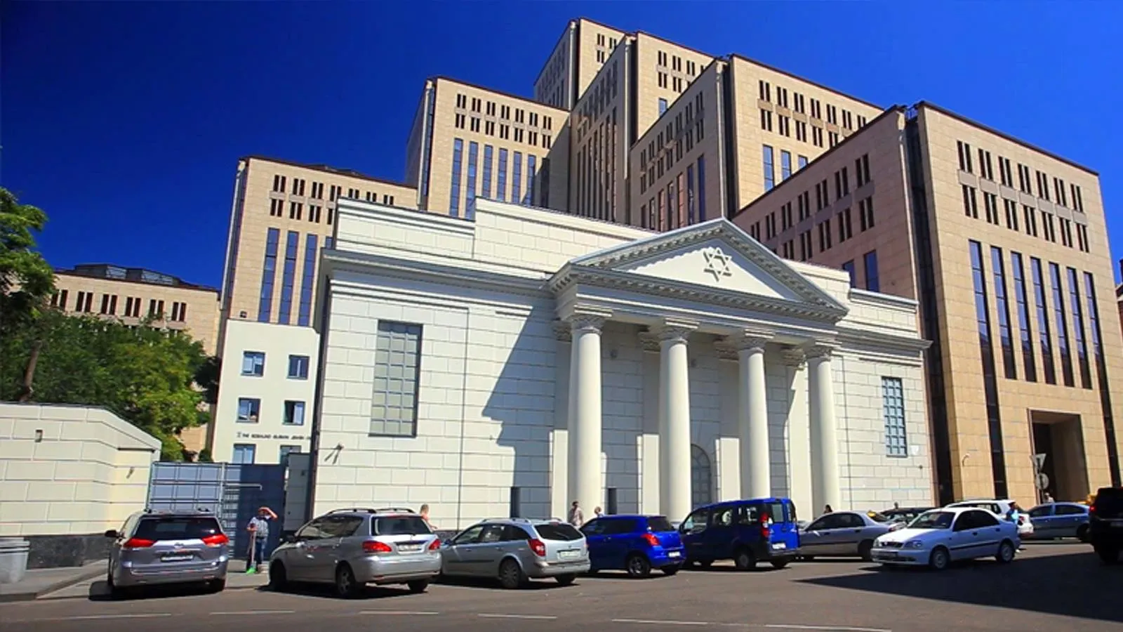 Синагога «Золотая роза» и центр «Менора», Днепр. LP inside