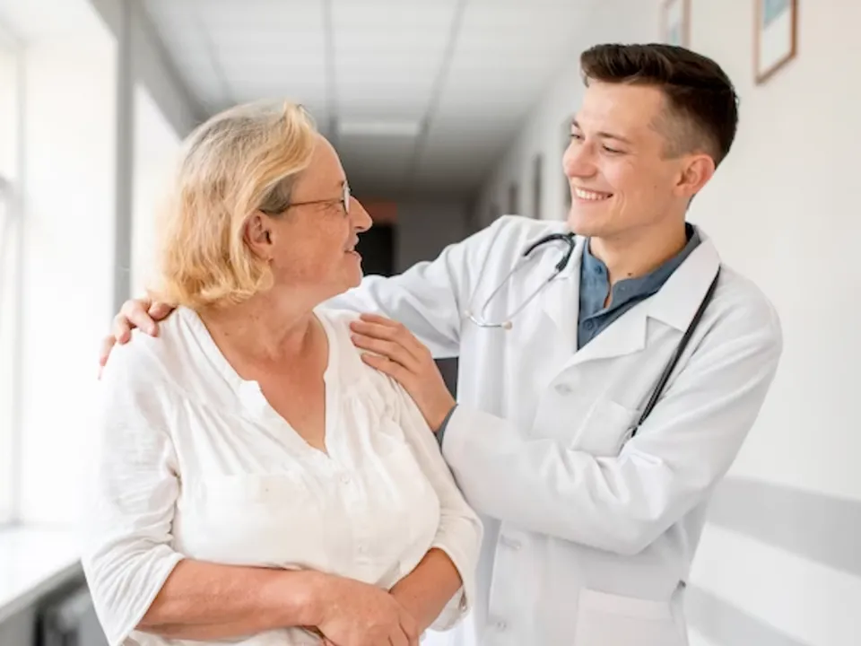 Против хамства и непрофессионализма: в России предложили создать «тайных пациентов»