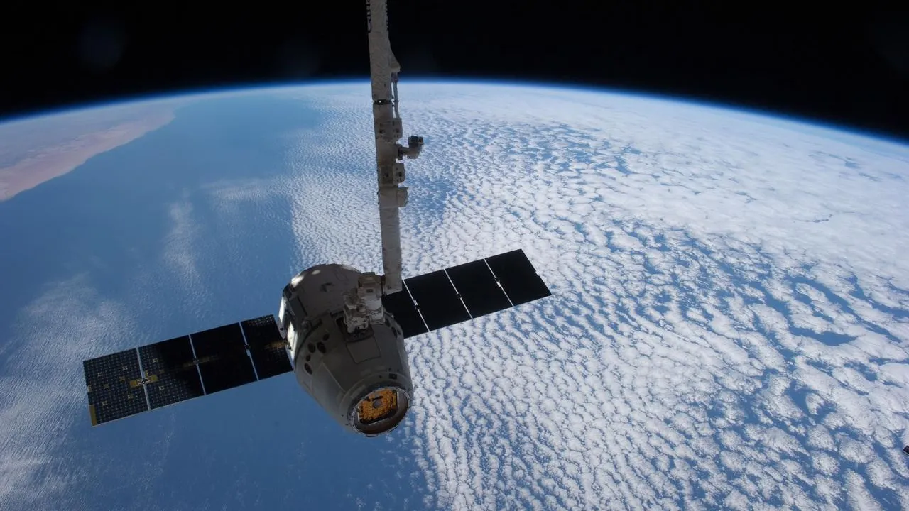 Раскрыта возможная причина разрушения европейского спутника Intelsat