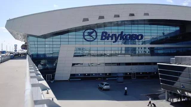Во Внуково объявлен план «Ковер», рейсы задерживают на вылет и на прилет