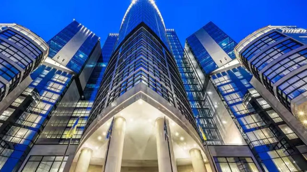 В киевской гостинице Hilton нашли труп американского дипломата
