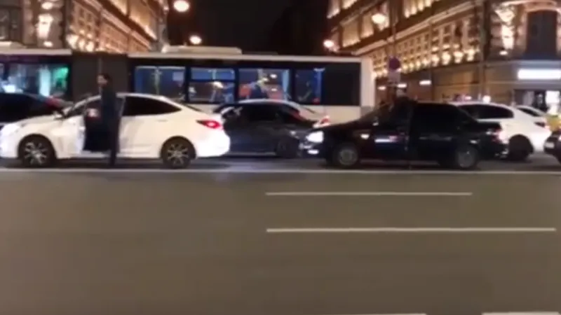 Суд отправил под арест участников акции протеста в Петербурге