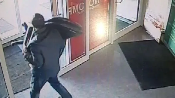 Вор бесплатно «отоваривался» в магазинах Клинского района, пользуясь отсутствием продавцов
