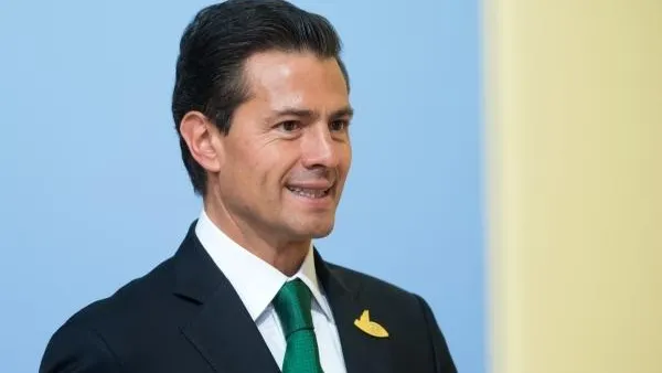 Президент Мексики вновь отказался платить за стену на границе с США