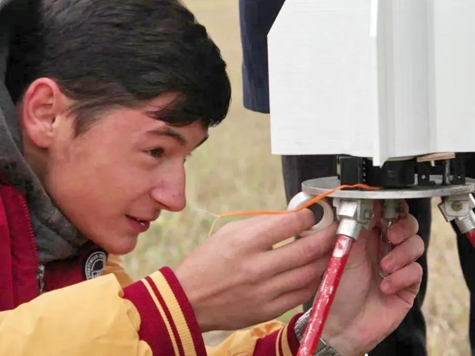 Лыткаринский школьник создал новый БПЛА для МЧС и мечтает покорить Марс