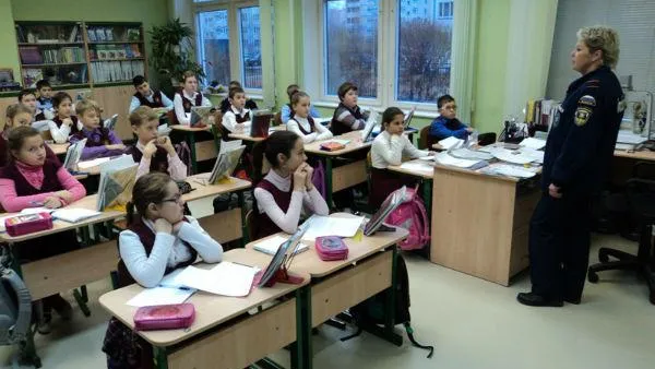 Почти 100 уроков по безопасности на воде провели в школах региона