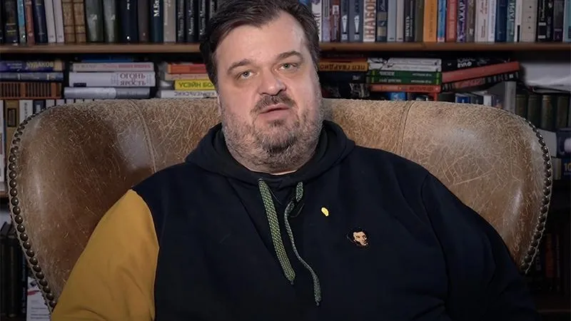 Василий Уткин проконсультировал неуравновешенного подписчика во время эфира на YouTube