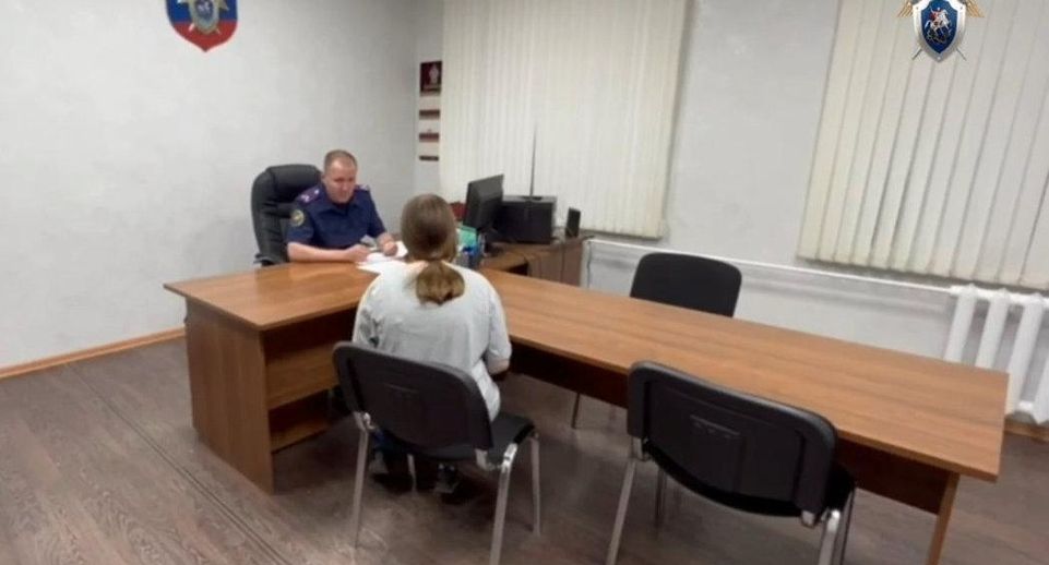 СК опубликовал видео допроса матери, убившей младенца в Свердловской области