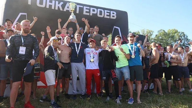 Воскресенские спортсмены показали лучший результат в экстремальном забеге «Наследники Победы»