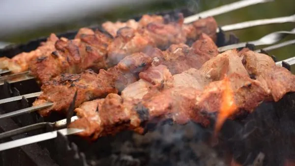 Шашлычная палатка сгорела под Красноармейском