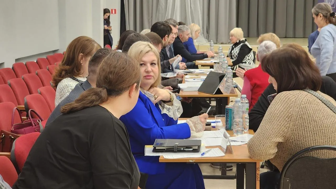 REGIONS/Анна Мороз