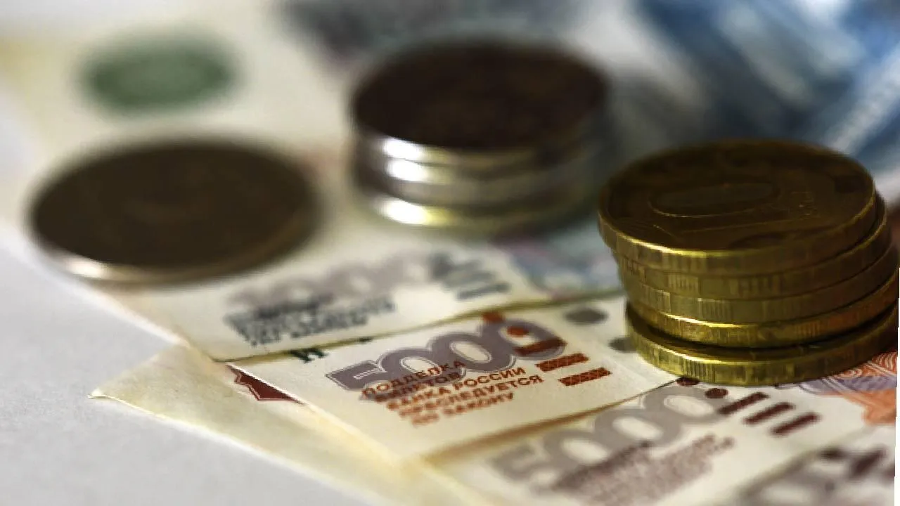 Бизнесмен запросил у кузбасских чиновников 600 тыс. руб. за невыполненную работу
