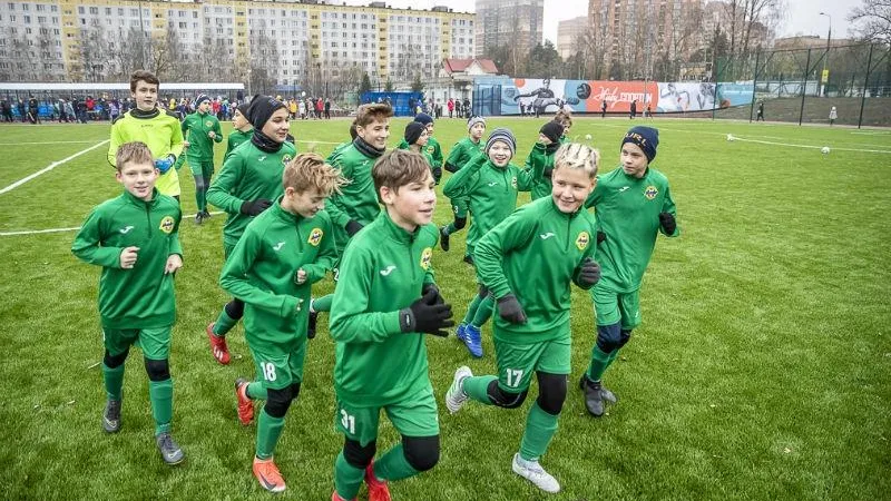 Андрей Иванов открыл после реконструкции стадион в микрорайоне №8 Одинцово