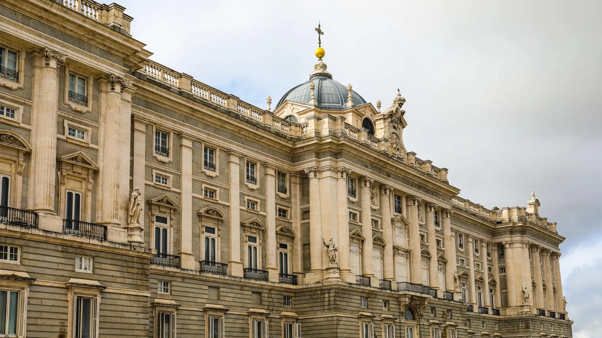 Публицист Холмогоров считает, что покушение на Фицо является актом устрашения несогласных с политикой Запада