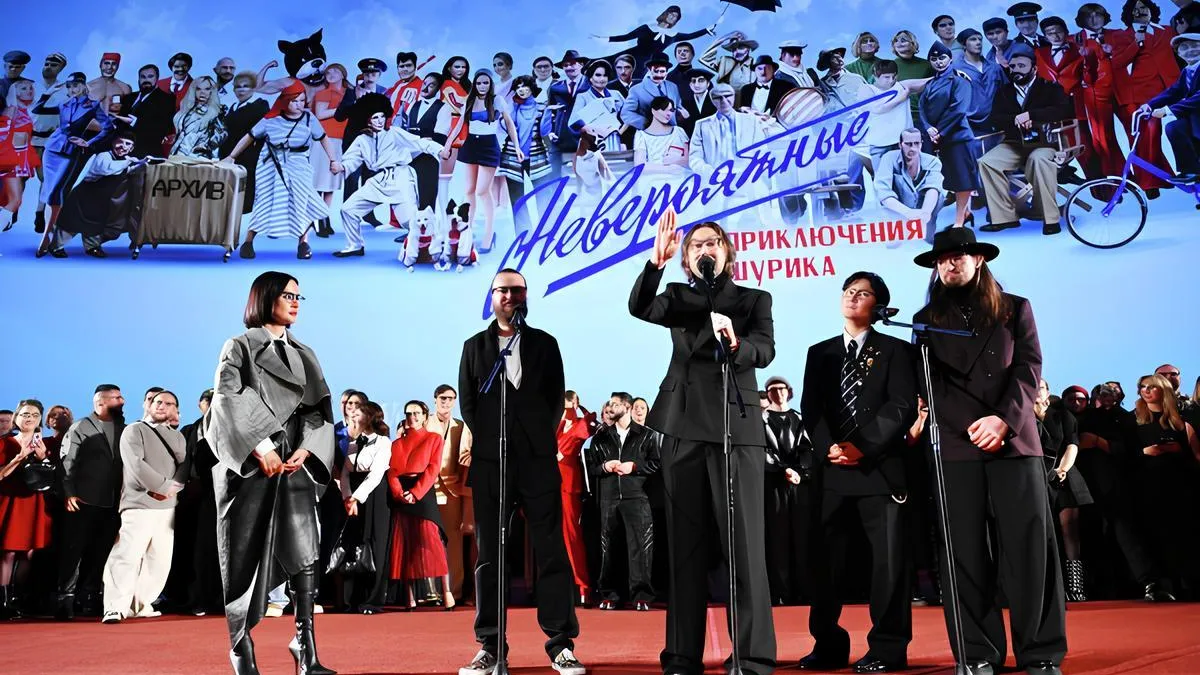 Съемочная группа фильма «Невероятные приключения Шурика» на премьере