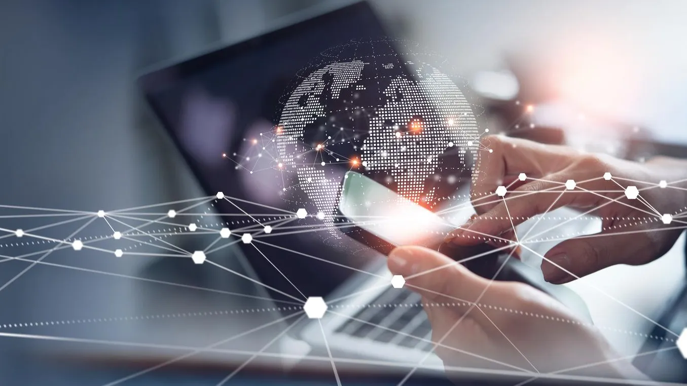 «Камеры под кожей». Президент Трамп в шутку описал возможности сетей 6G