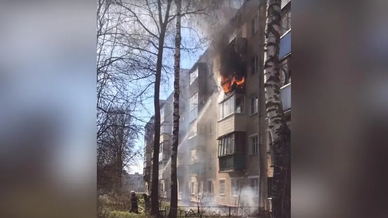 Квартира с пенсионерами полыхала в Подольске