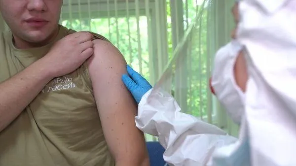 Ревакцинацию в Вооруженных силах России начнут с подразделений ПВО