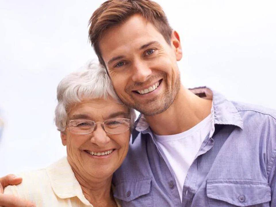 «Лучше жить с мамой»: ясновидящая рассказала, как избавиться от венца безбрачия